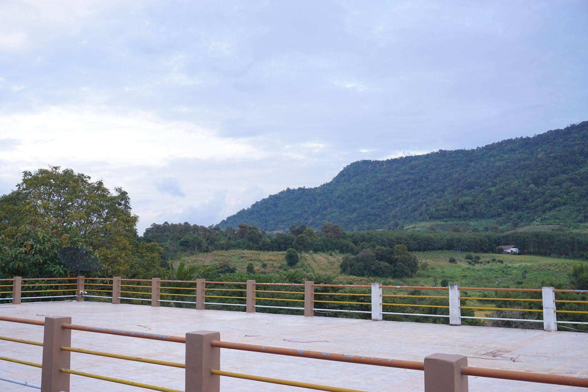 Phurua Bussaba Resort&Spa Loei Exterior foto